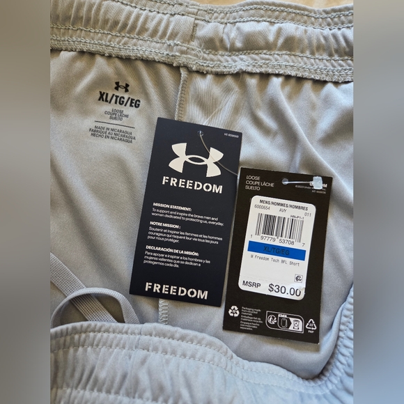 NWT! Men's XL Under Armour Freedom Light Gray Shorts - Picture 3 of 5